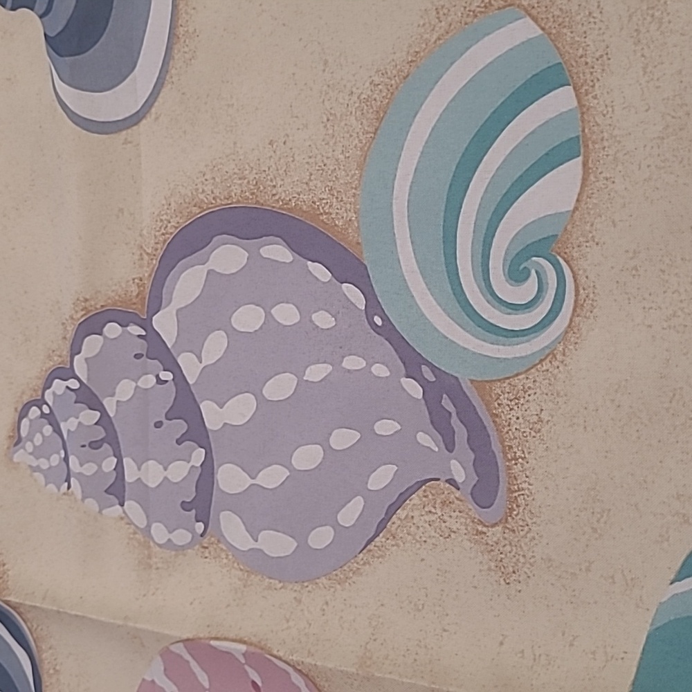 Shower Curtain In Multicolor Seashell Pattern - Picture 2 of 7